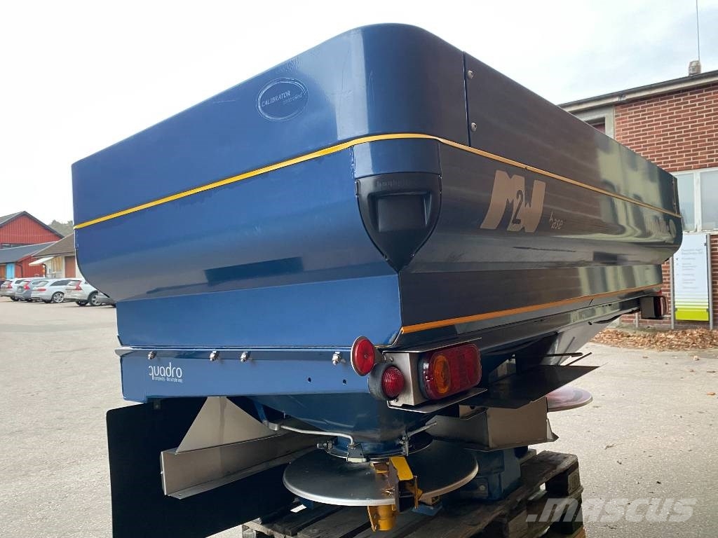 Bogballe M2W Q معدات فرد المواد المعدنية