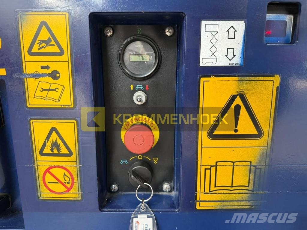 JCB S 2646 E Škarjaste dvižne ploščadi