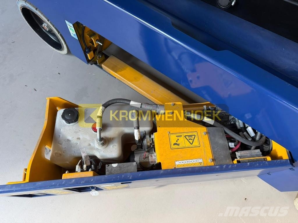 JCB S 2646 E Škarjaste dvižne ploščadi