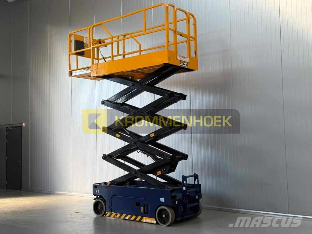 JCB S 2646 E Škarjaste dvižne ploščadi