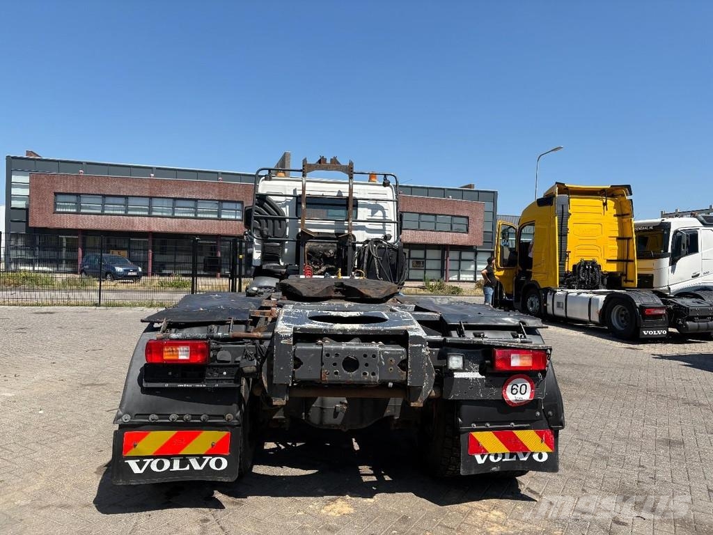 Volvo FM 12,480 + 6X4 + manual + spring + retarder Prime Movers