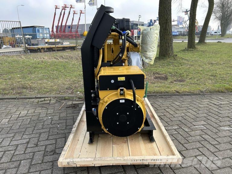 CAT C4.4 Marine auxiliary engines
