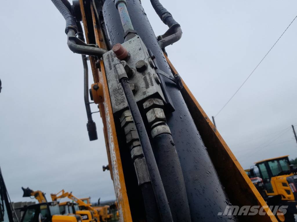 JCB 3 CX Midigraafmachines 7t - 12t