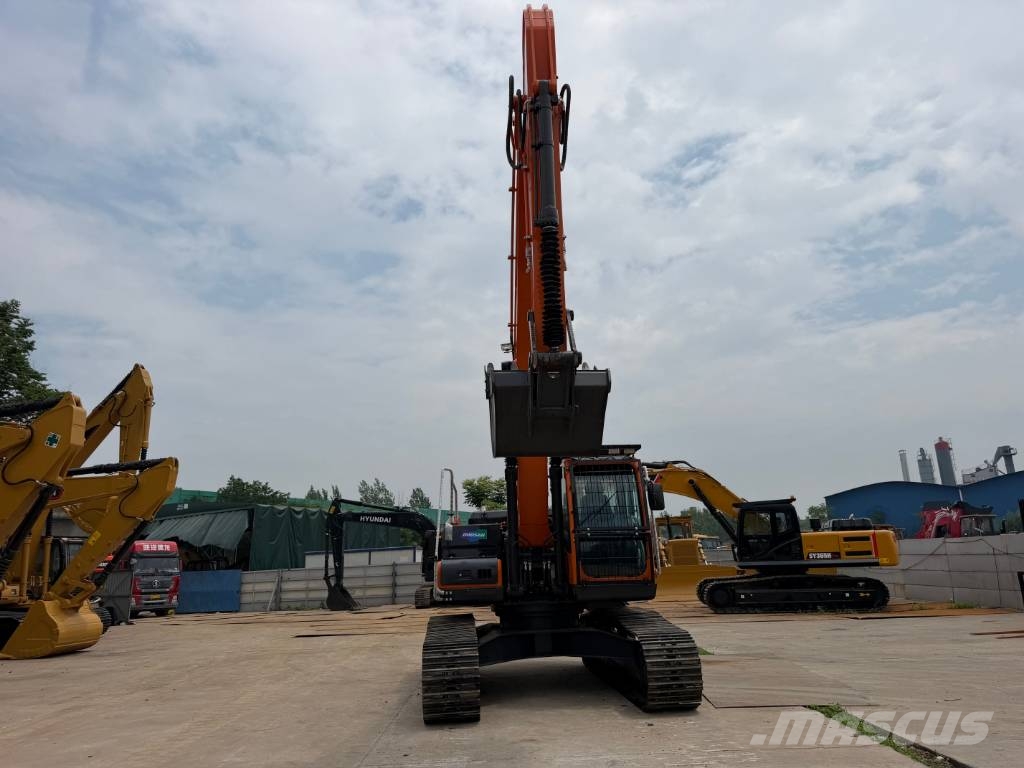 Develon DX225 Raupenbagger