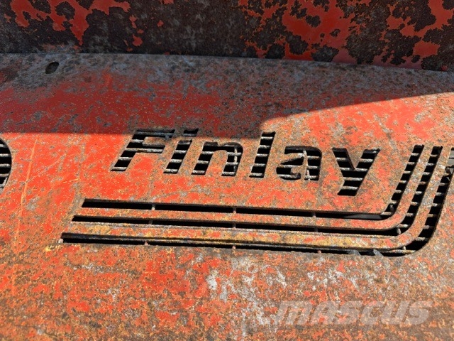 Finlay 693 SuperTrak Used Conveyor Hydraulic Iseliikuvad sõelad