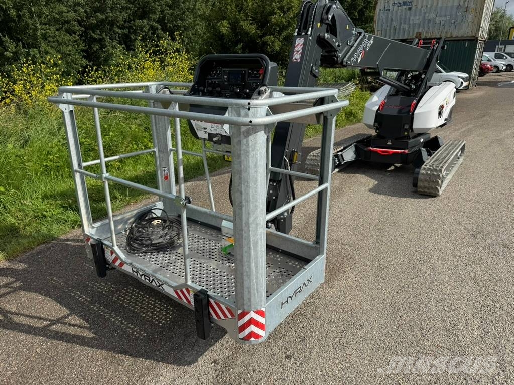 Hyrax 27.12 ATD self leveling! Teleszkópos emelők