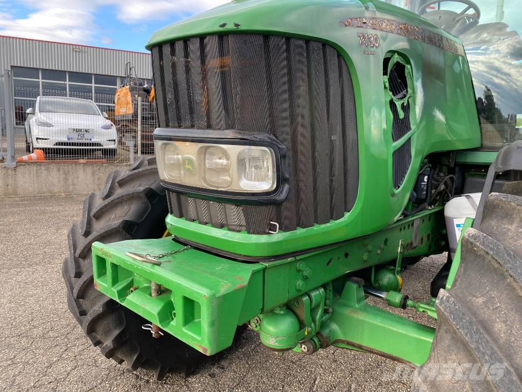 John Deere 7430 Premium Autopower 40km/h endommagé الجرارات