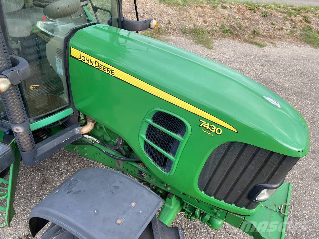 John Deere 7430 Premium Autopower 40km/h endommagé الجرارات