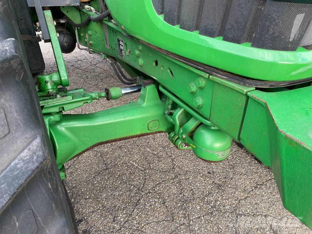 John Deere 7430 Premium Autopower 40km/h endommagé الجرارات