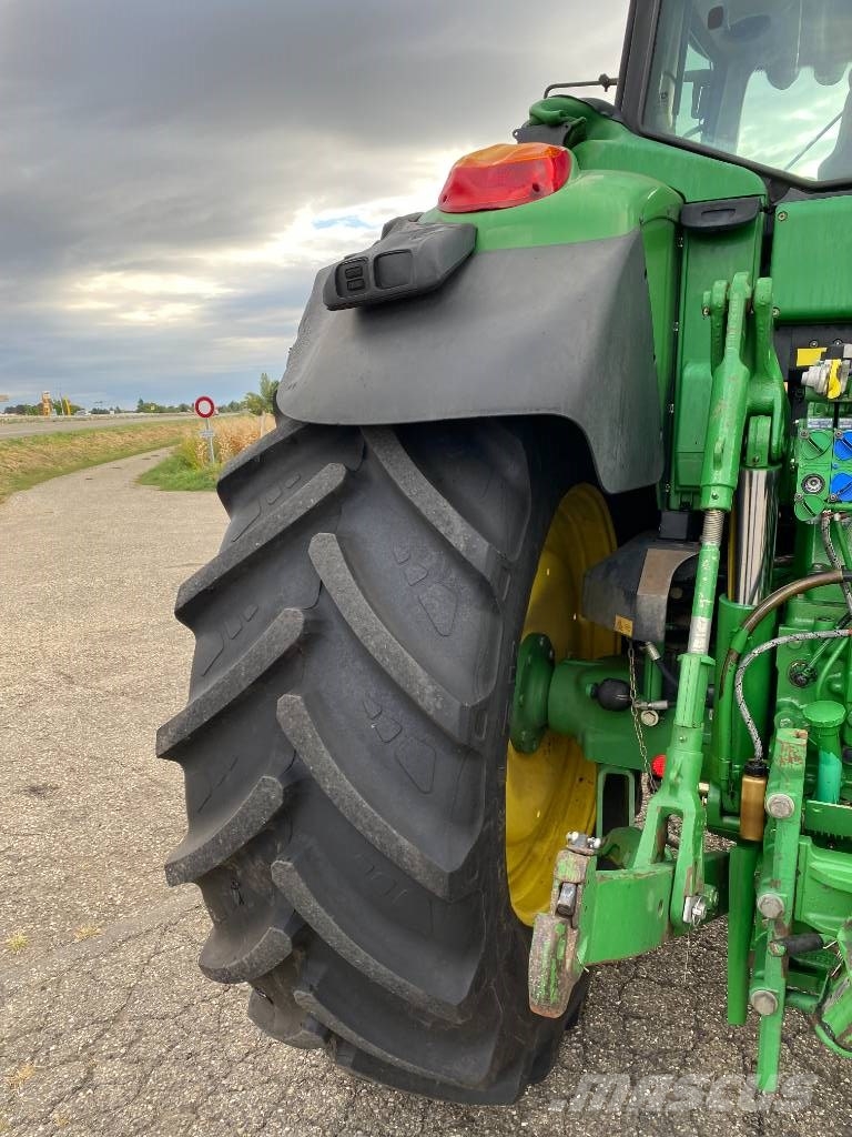 John Deere 7430 Premium Autopower 40km/h endommagé الجرارات