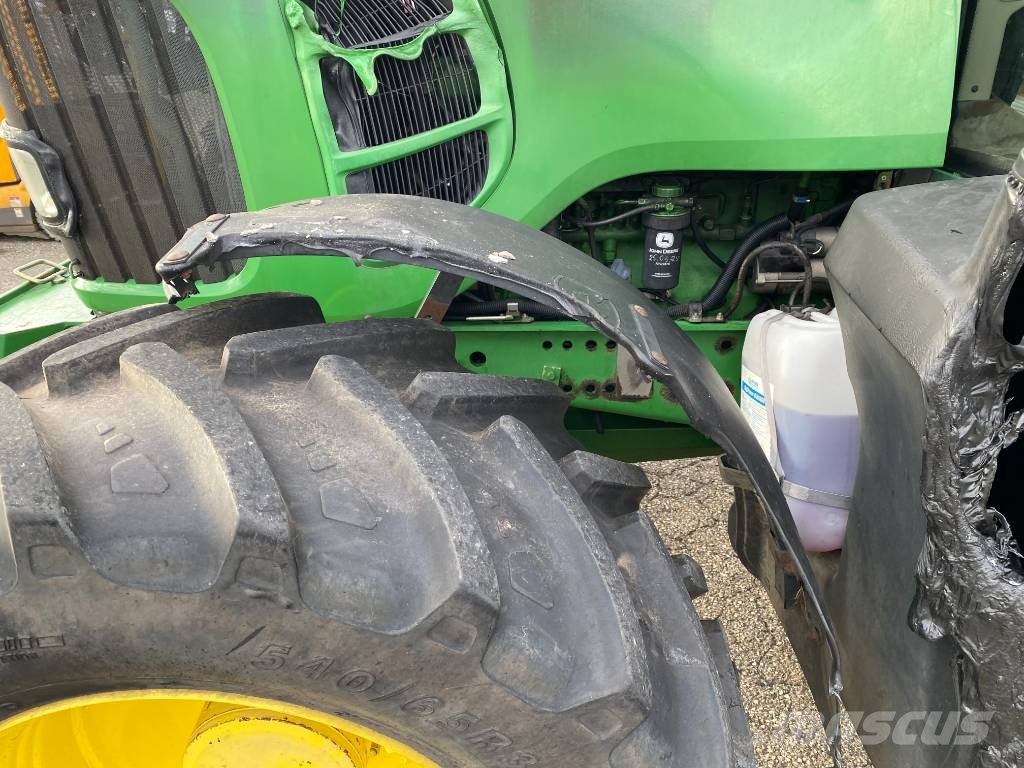 John Deere 7430 Premium Autopower 40km/h endommagé الجرارات