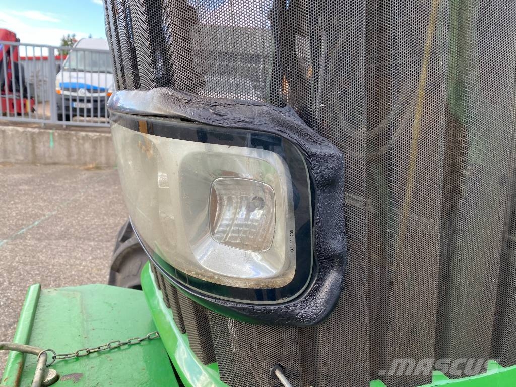 John Deere 7430 Premium Autopower 40km/h endommagé الجرارات