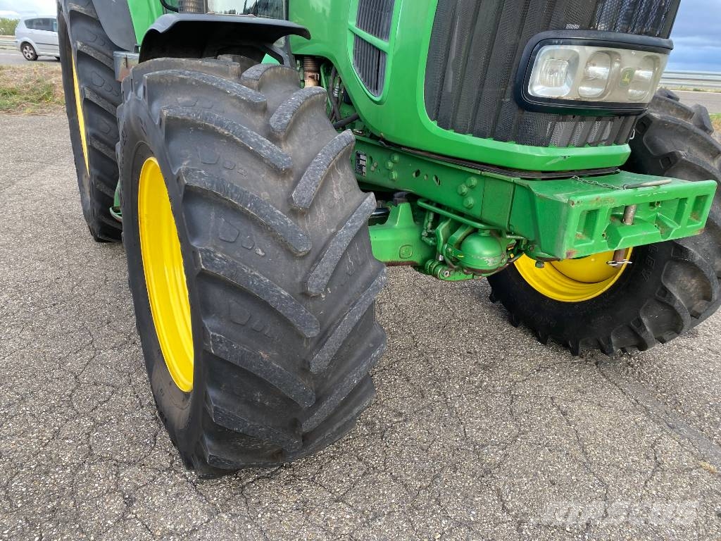 John Deere 7430 Premium Autopower 40km/h endommagé الجرارات