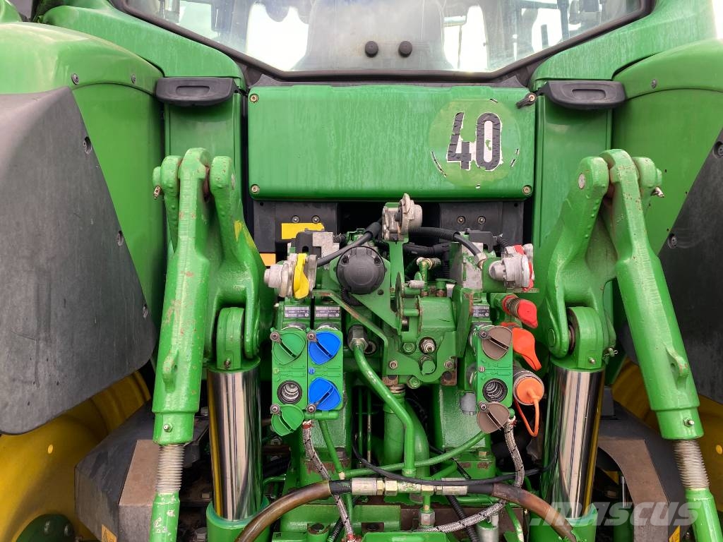 John Deere 7430 Premium Autopower 40km/h endommagé الجرارات