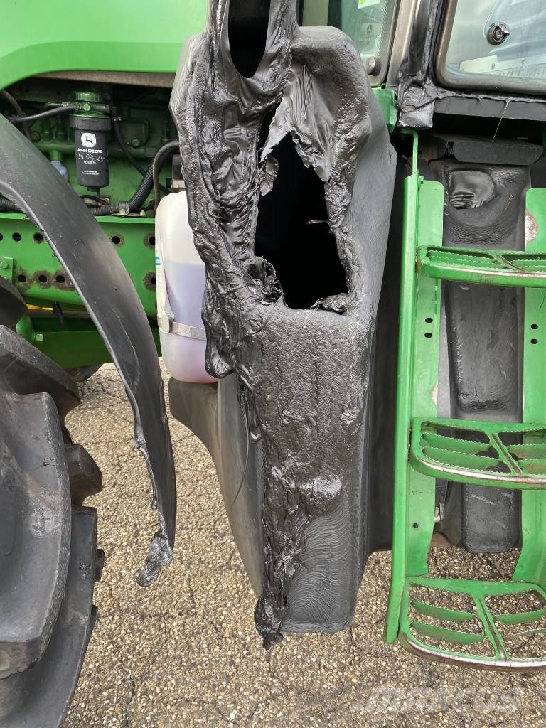 John Deere 7430 Premium Autopower 40km/h endommagé الجرارات