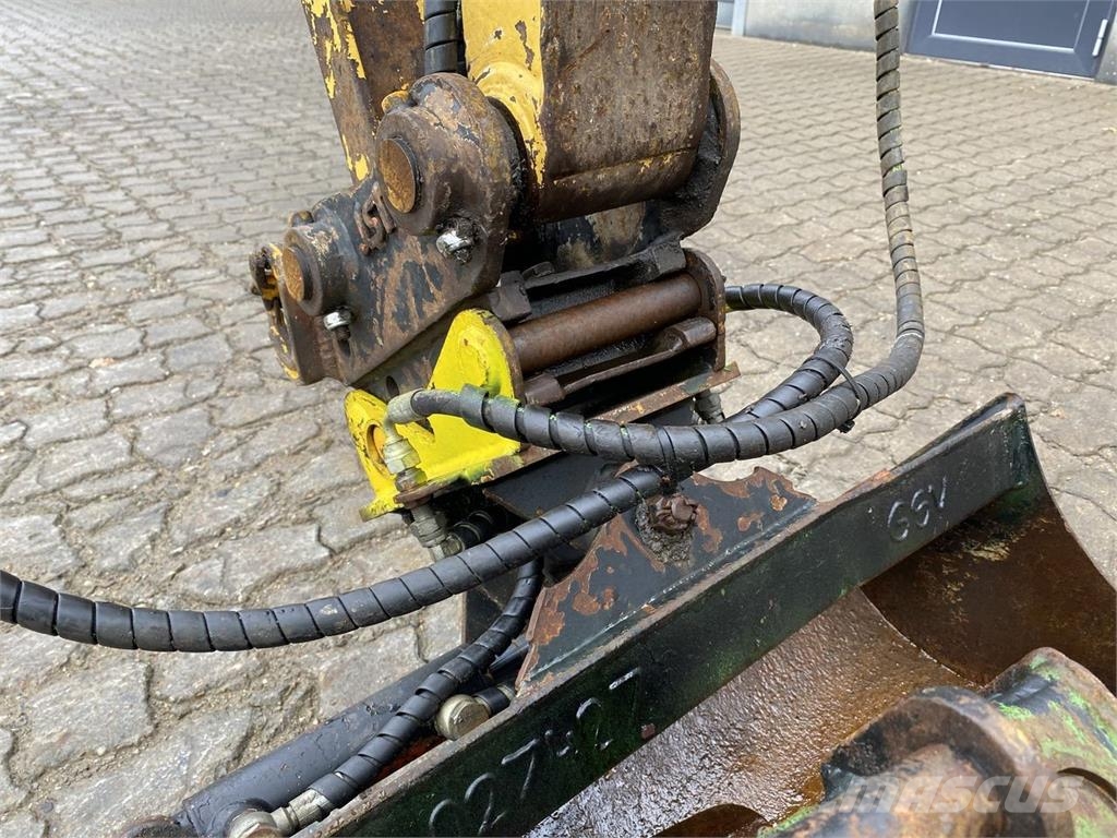 Yanmar SV22 Bageri točkaši