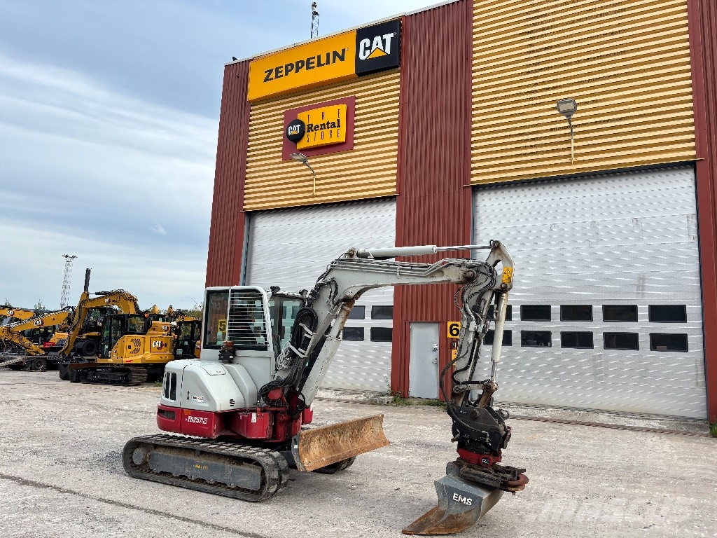 Tackeuchi 257FR Minibagger < 7t