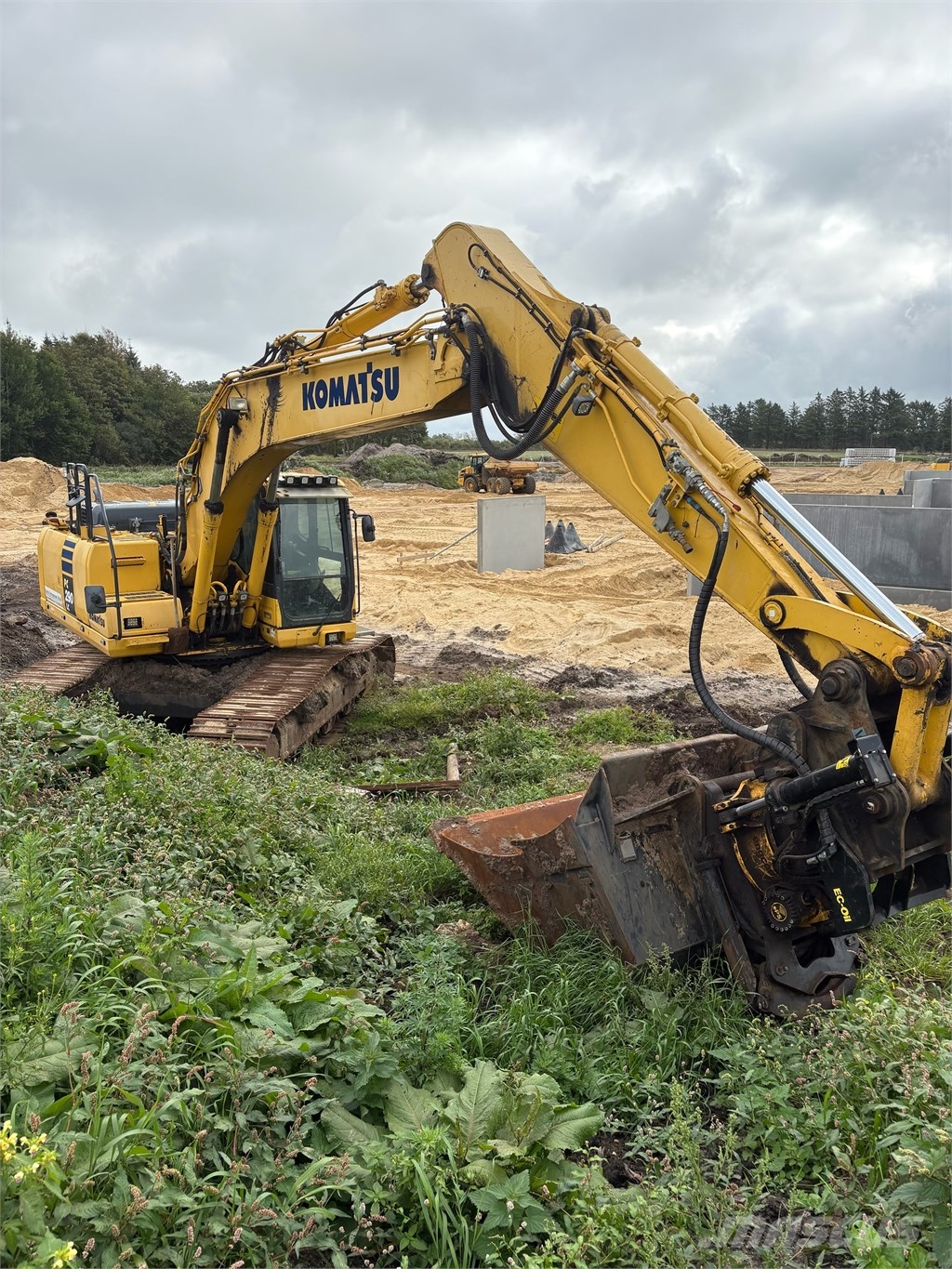 Komatsu PC 290 LC-10 Crawler excavators