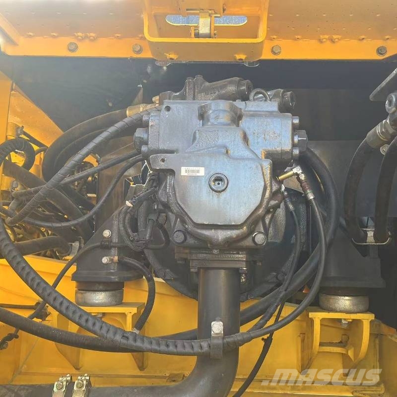 Komatsu PC360 حفارات زحافة