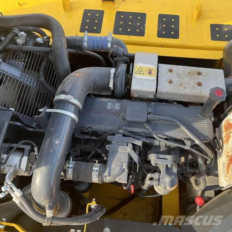 Komatsu PC360 حفارات زحافة