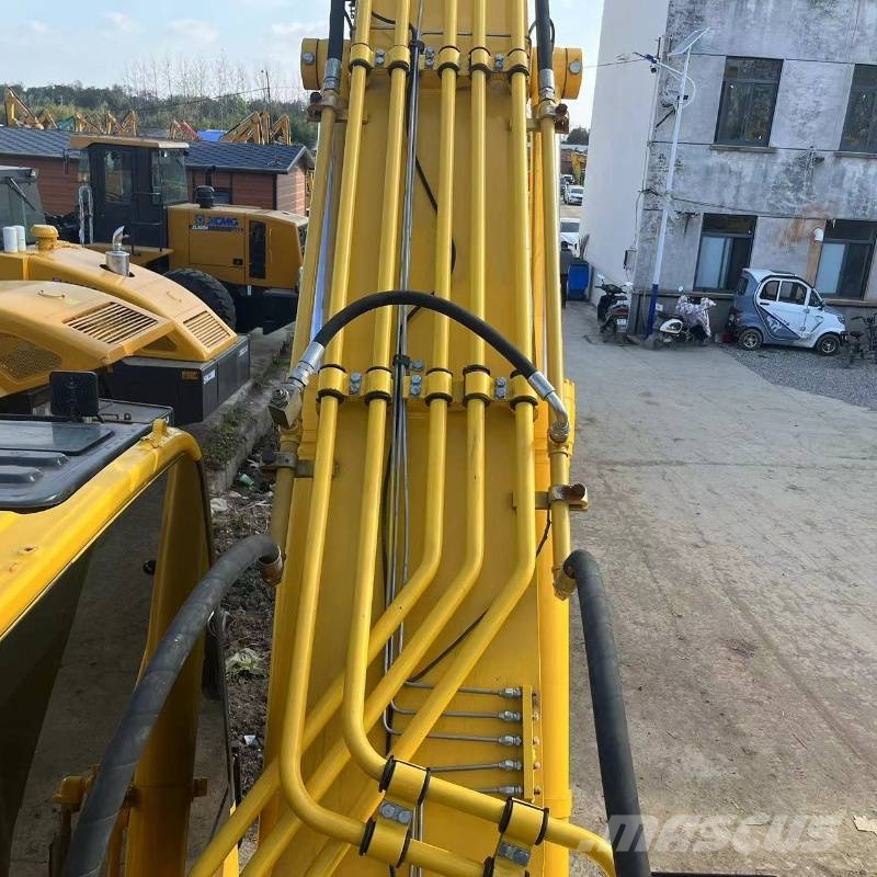 Komatsu PC360 حفارات زحافة
