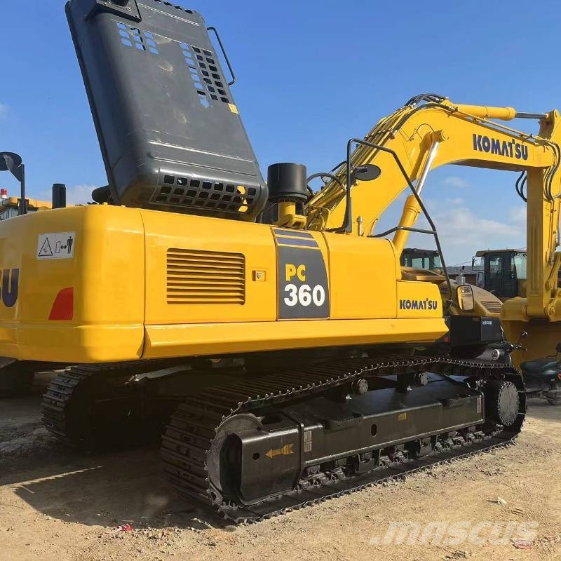 Komatsu PC360 حفارات زحافة