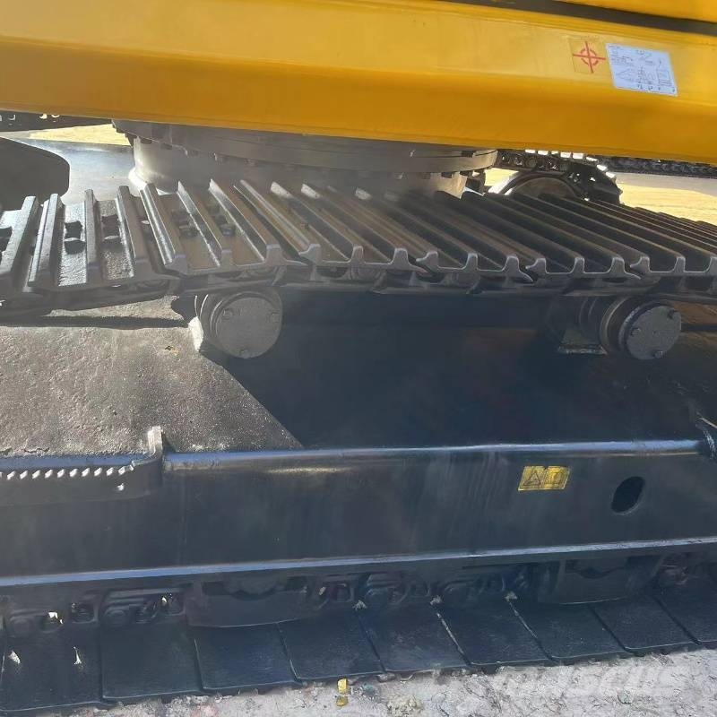 Komatsu PC360 حفارات زحافة