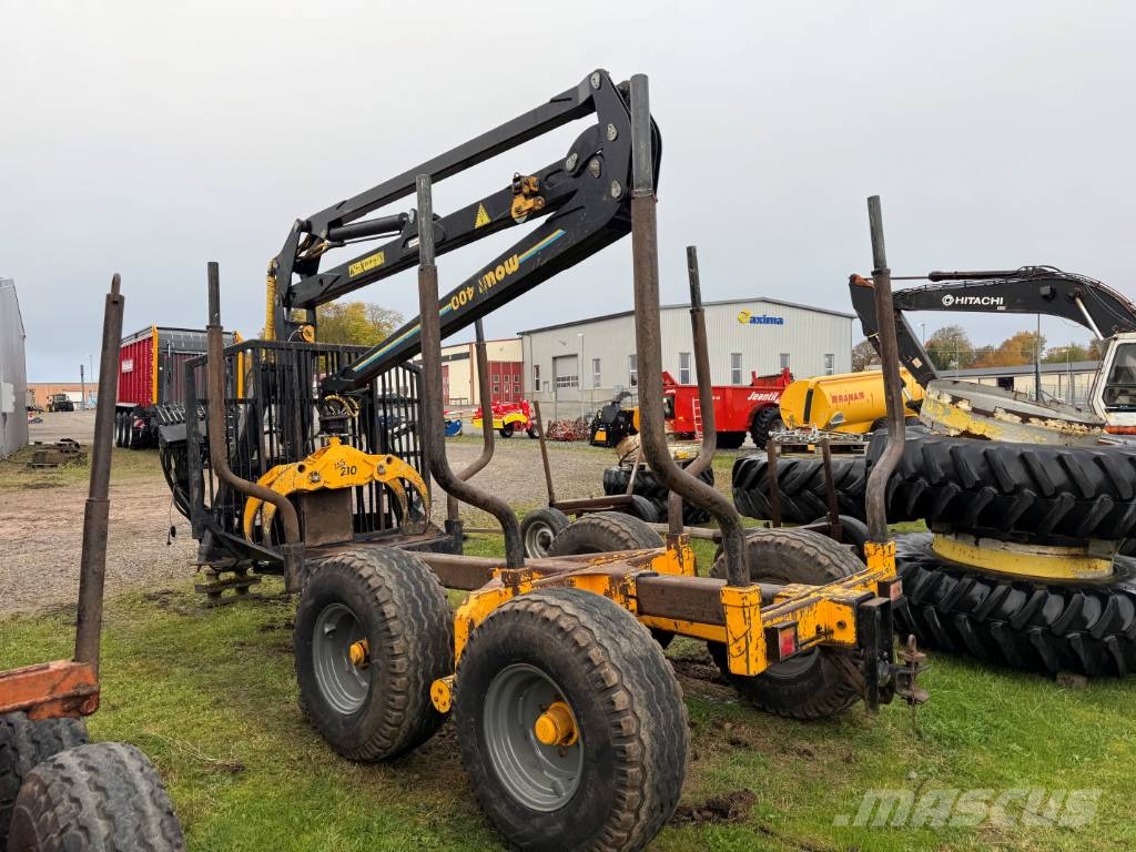 Mowi Skogskärra 12 ton Kitos priekabos
