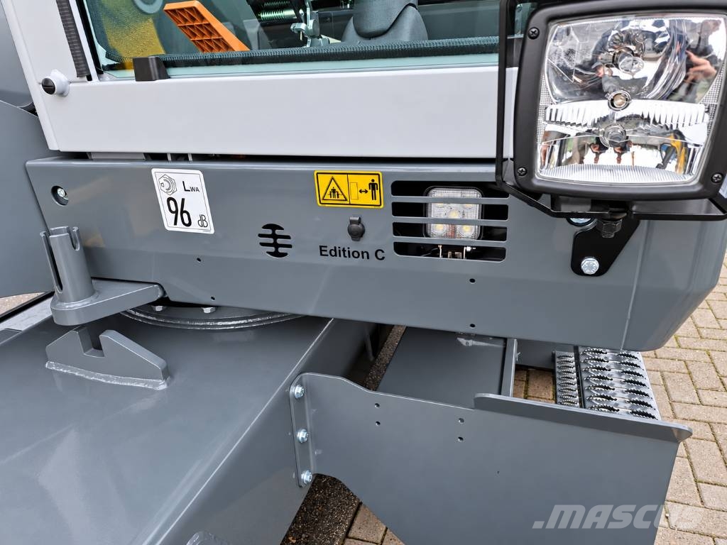 Wacker Neuson EW 65 | 2025 ホイール式油圧ショベル(パワーショベル・ユンボ・バックホー)