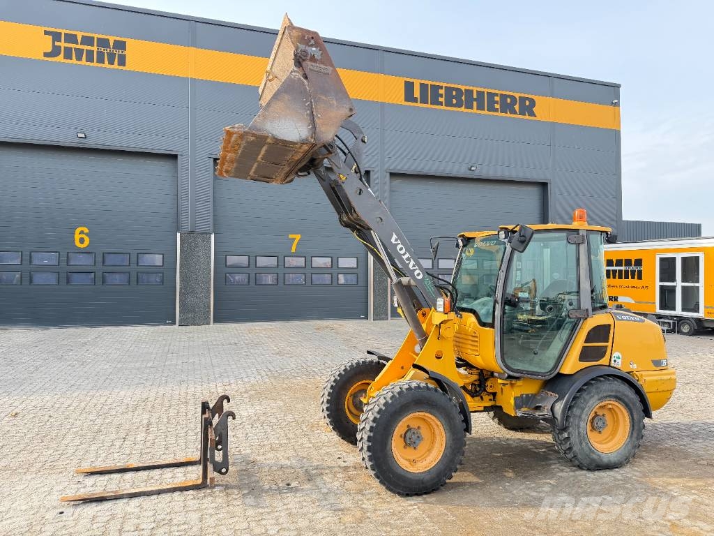 Volvo L 25 F Фронтальные погрузчики