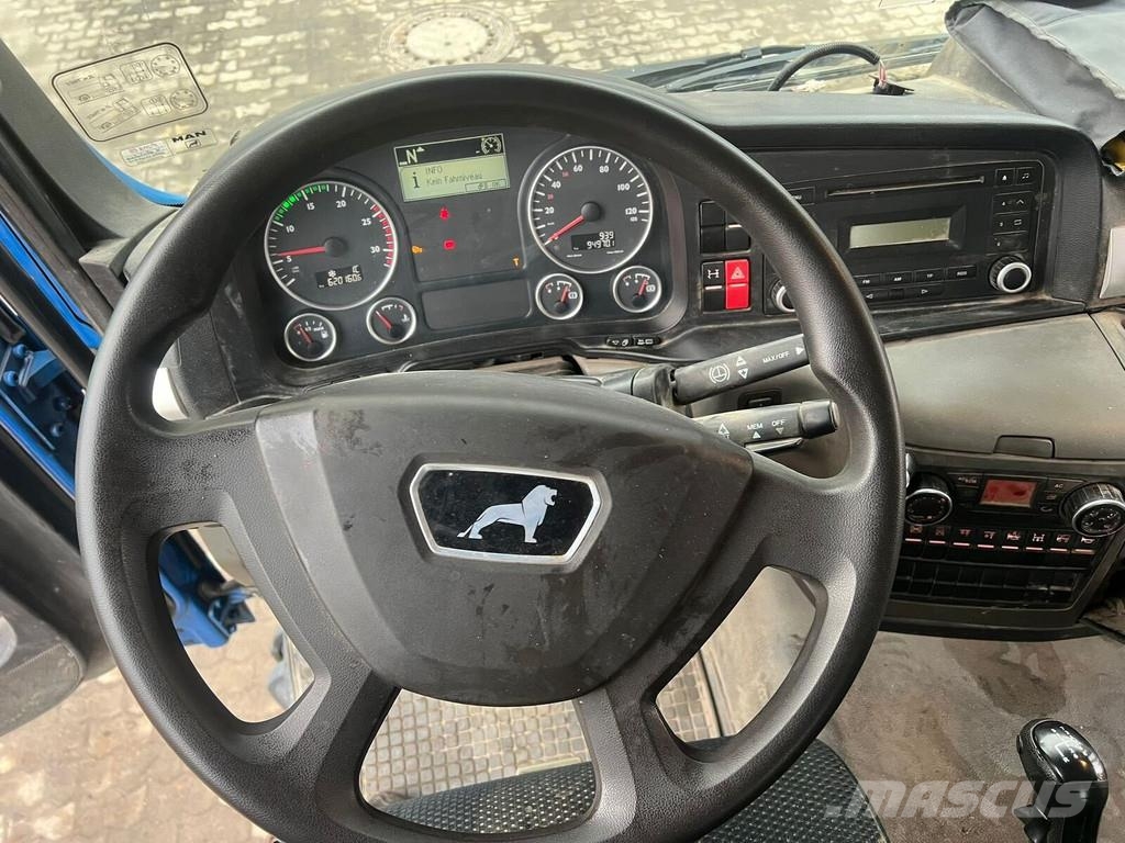 MAN TGS 26.400 Camiones de cama baja