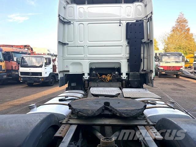 DAF XF 105.460 SPACECAB (ZF16 MANUAL GEARBOX / EURO 5 Sattelzugmaschinen