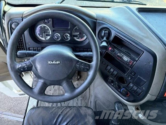 DAF XF 105.460 SPACECAB (ZF16 MANUAL GEARBOX / EURO 5 Sattelzugmaschinen