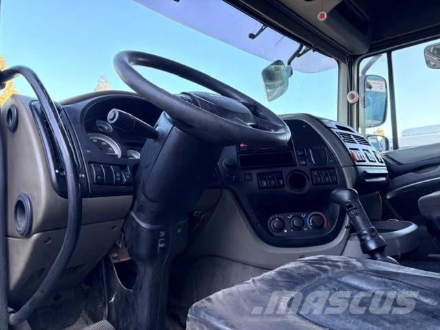 DAF XF 105.460 SPACECAB (ZF16 MANUAL GEARBOX / EURO 5 Sattelzugmaschinen