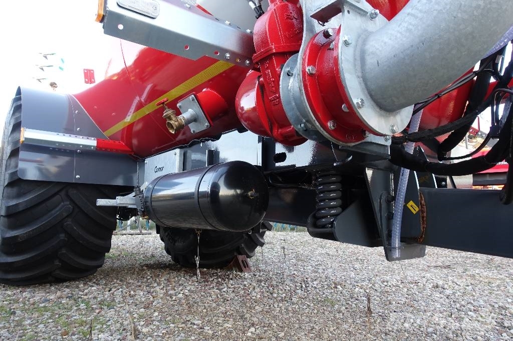 Conor 13500 R. Slurry Tank.wóz asenizacyjny,beczkowóz Цистерни за цимент