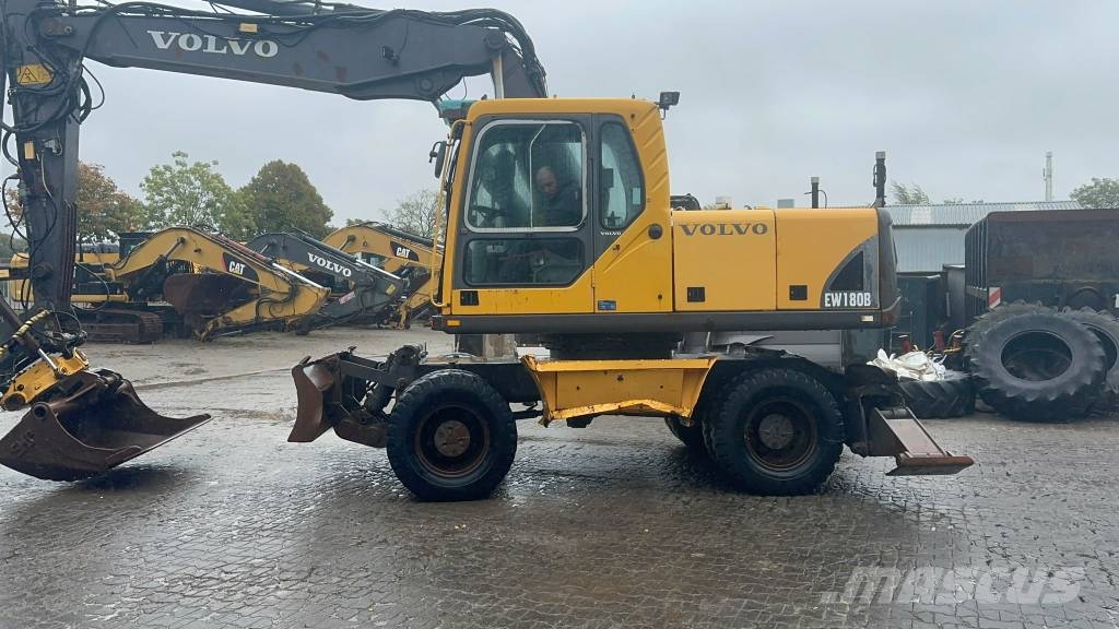 Volvo EW180B Колёсные экскаваторы