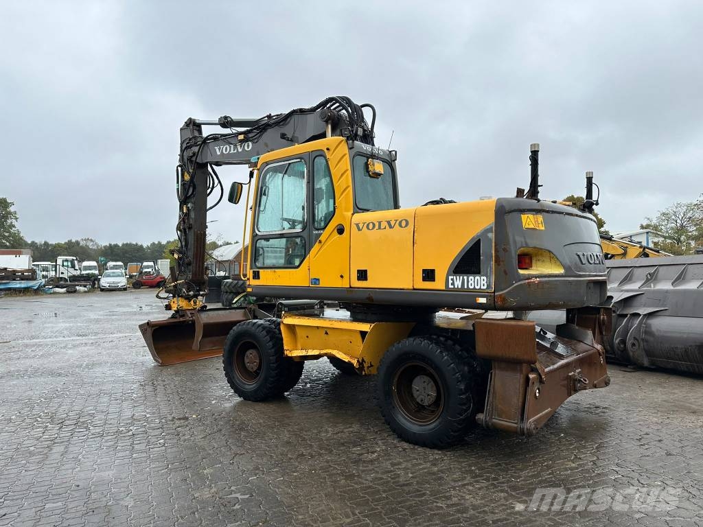 Volvo EW180B Колёсные экскаваторы