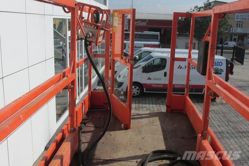 JLG 180-12 Podnośniki nożycowe