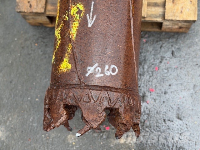 CAT 260 MM AUGER Tarière