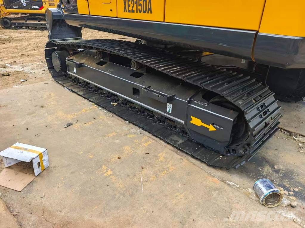 XCMG XE 215 DA Midi bagri 7t – 12t