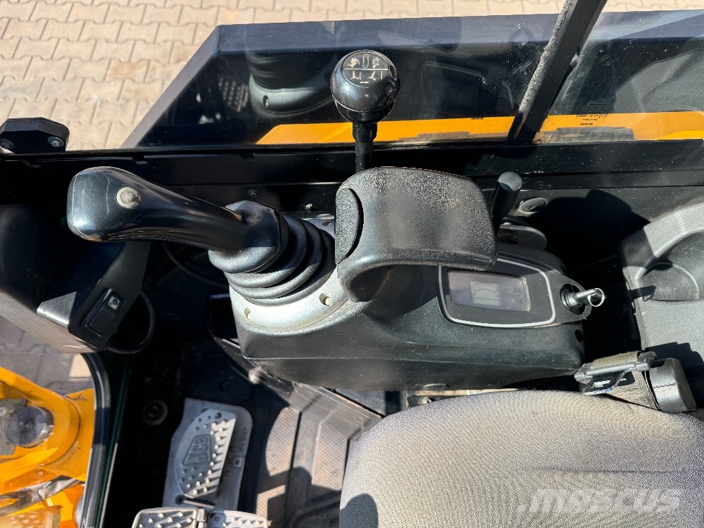 JCB 8035 Mini ekskavatörler, 7 tona dek