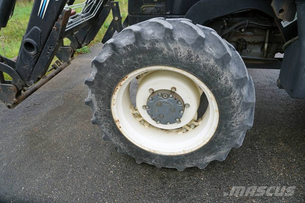 NEW HOLLAND TL70 / RUC931 Τρακτέρ