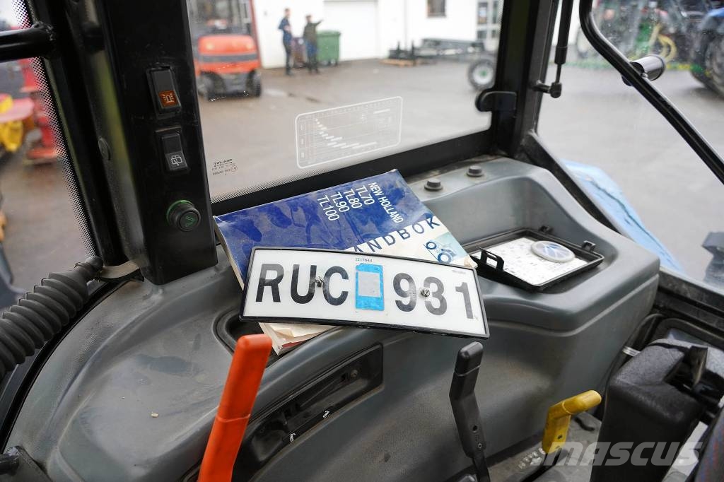 NEW HOLLAND TL70 / RUC931 Τρακτέρ
