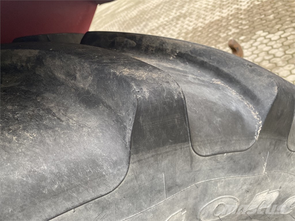 Case IH Farmall 85 C Traktorid