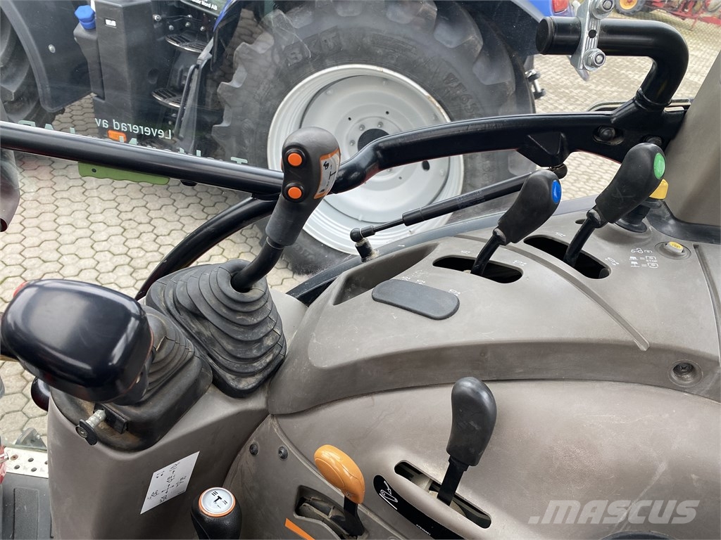 Case IH Farmall 85 C Traktorid