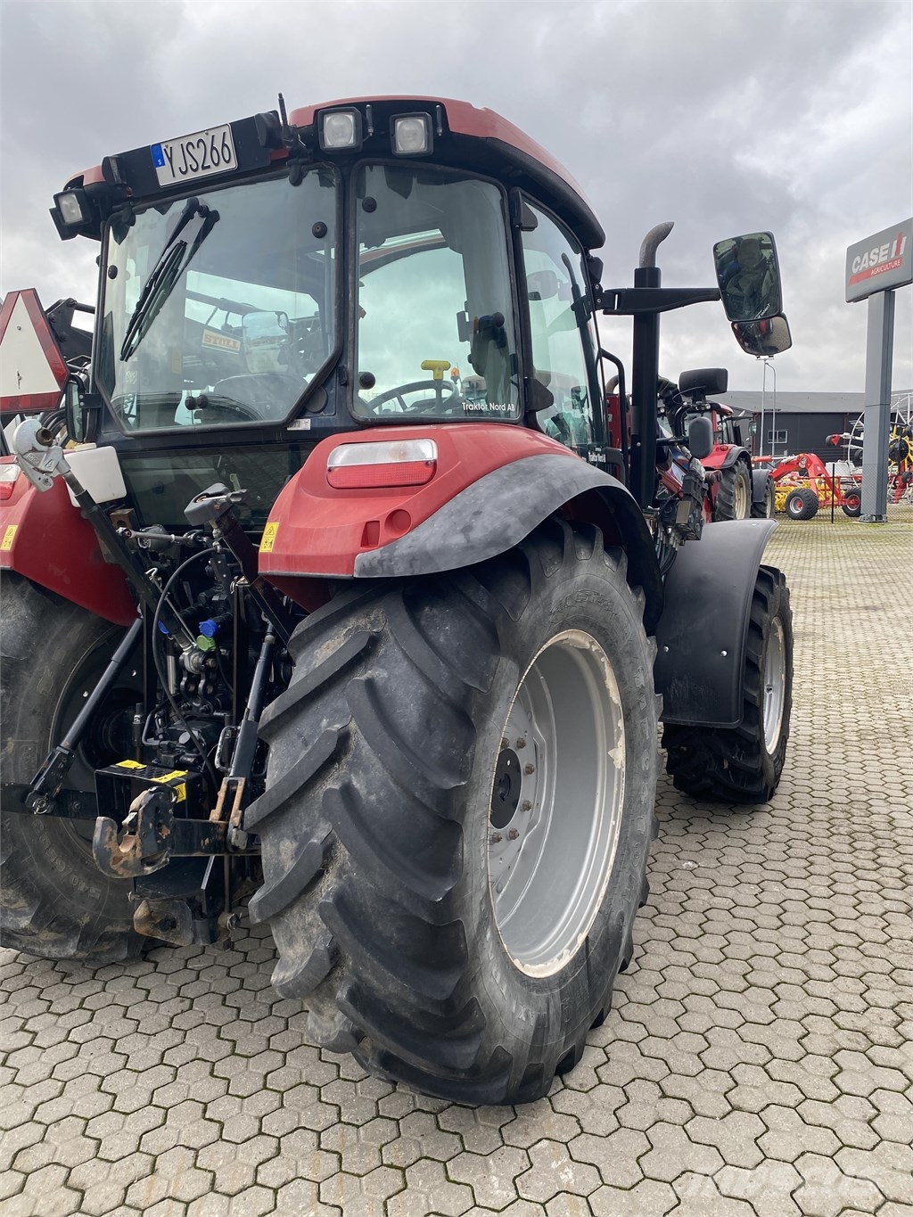 Case IH Farmall 85 C Traktorid