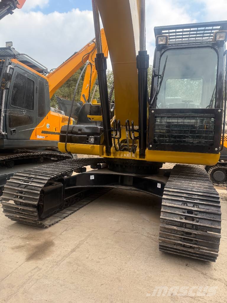 CAT 320 D2 - 28th Anniversary Promotion Price Crawler excavators