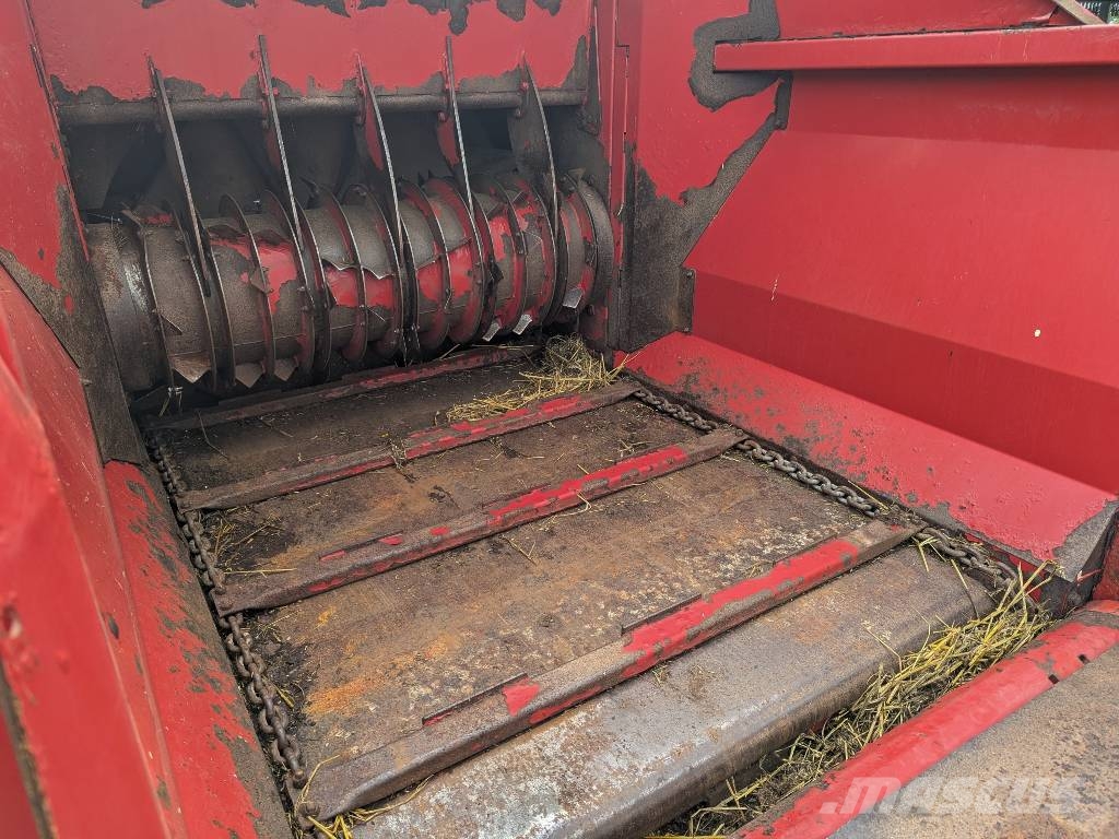 TEAGLE TOMAHAWK 8100 Futtermischwagen