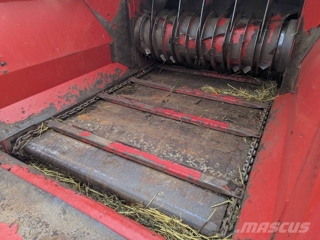 TEAGLE TOMAHAWK 8100 Futtermischwagen