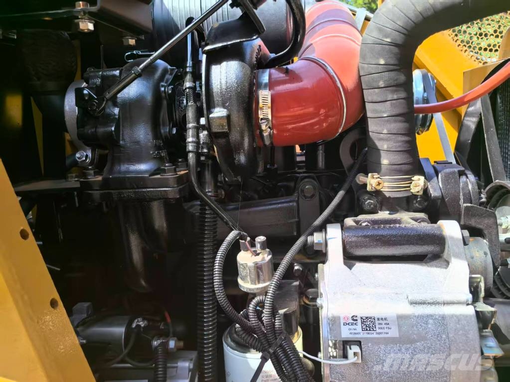 CAT 420 F Rovokopači